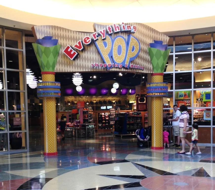 everything pop food court - best disney value resort