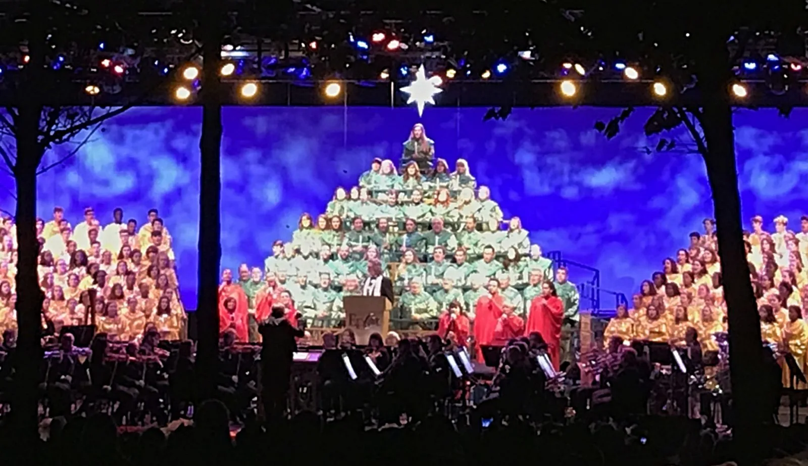 candlelight processional performance