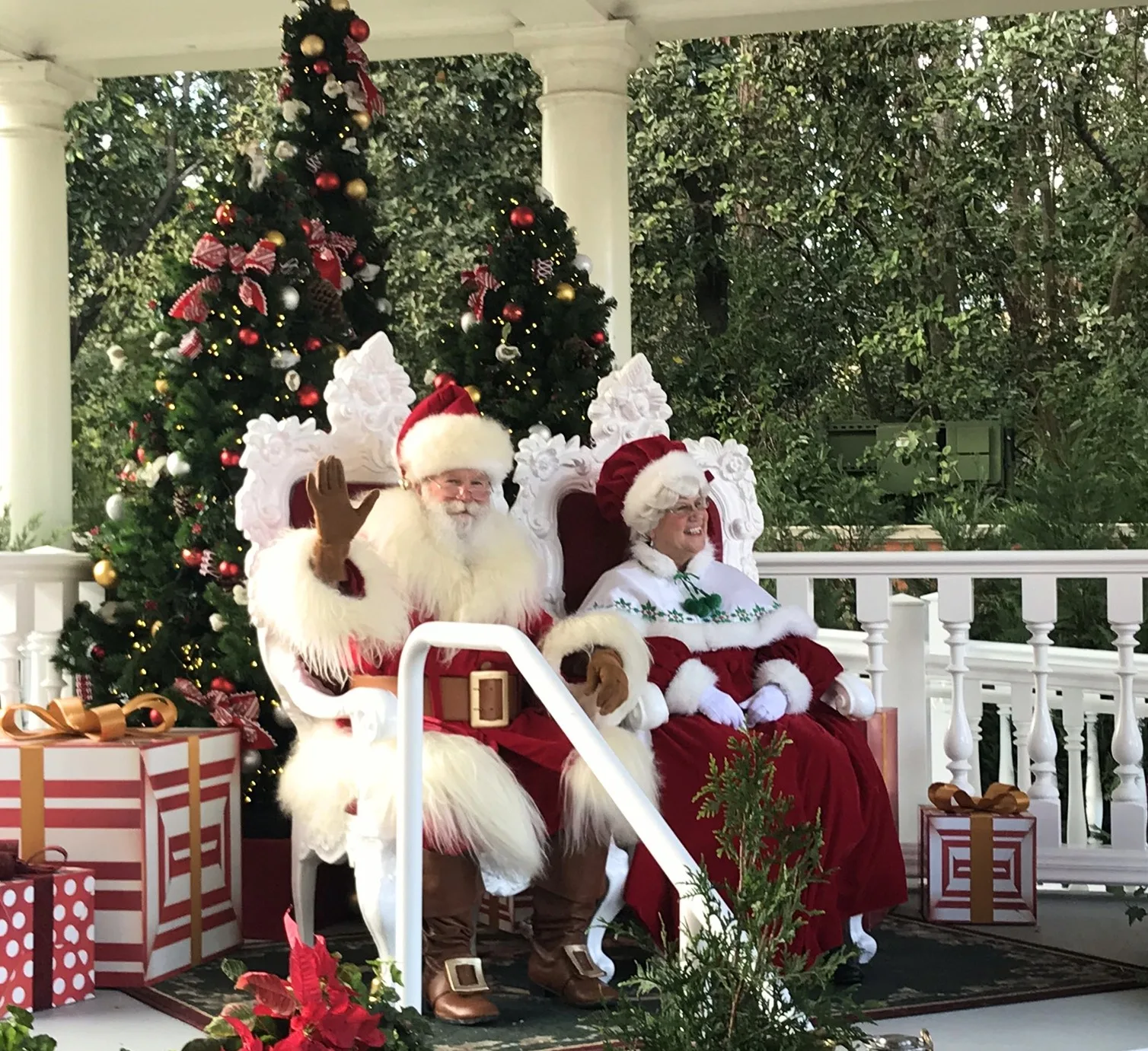 meet and greet with santa and mrs. claus