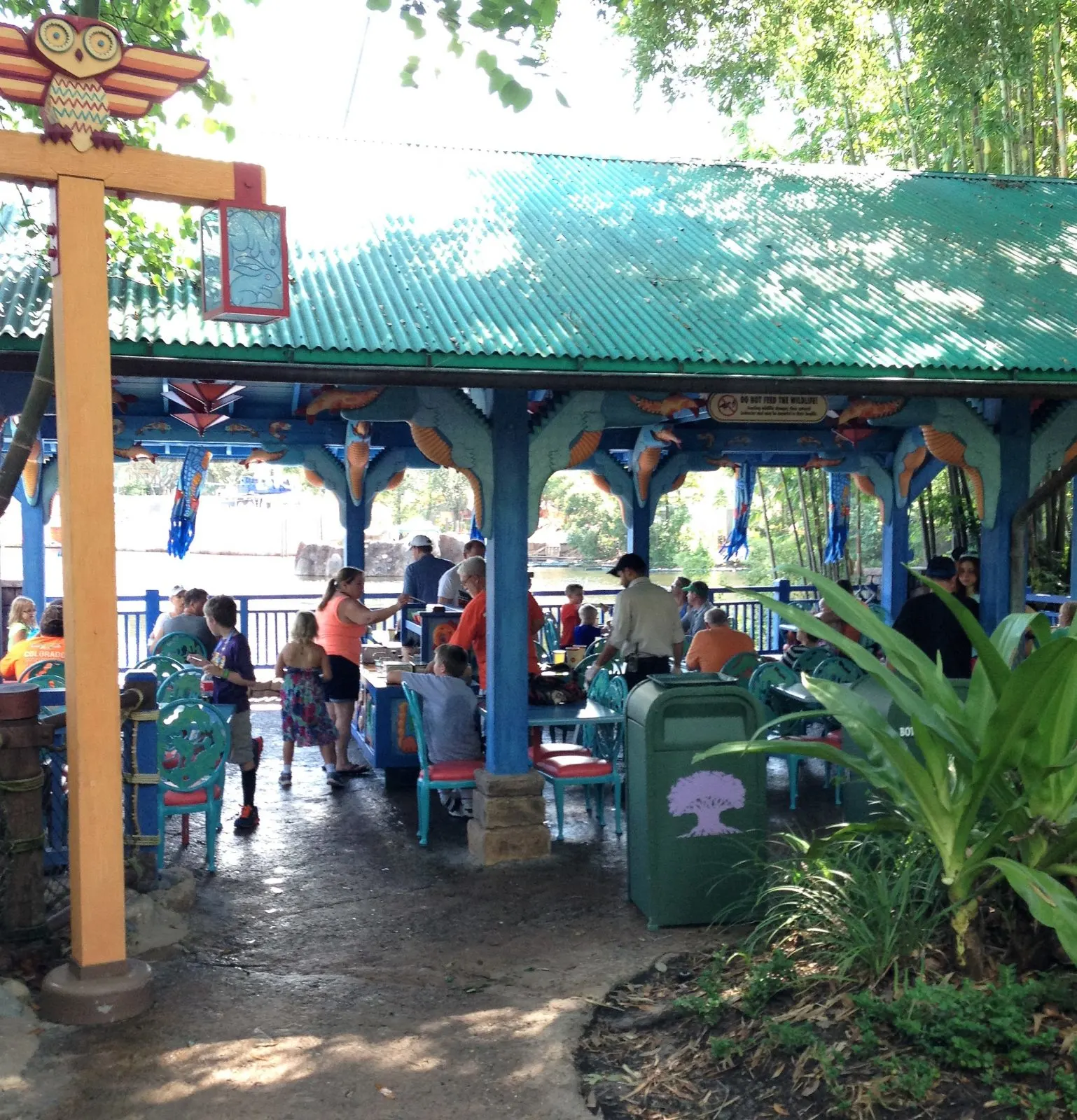 flame tree barbecue seating area - best animal kingdom quick service