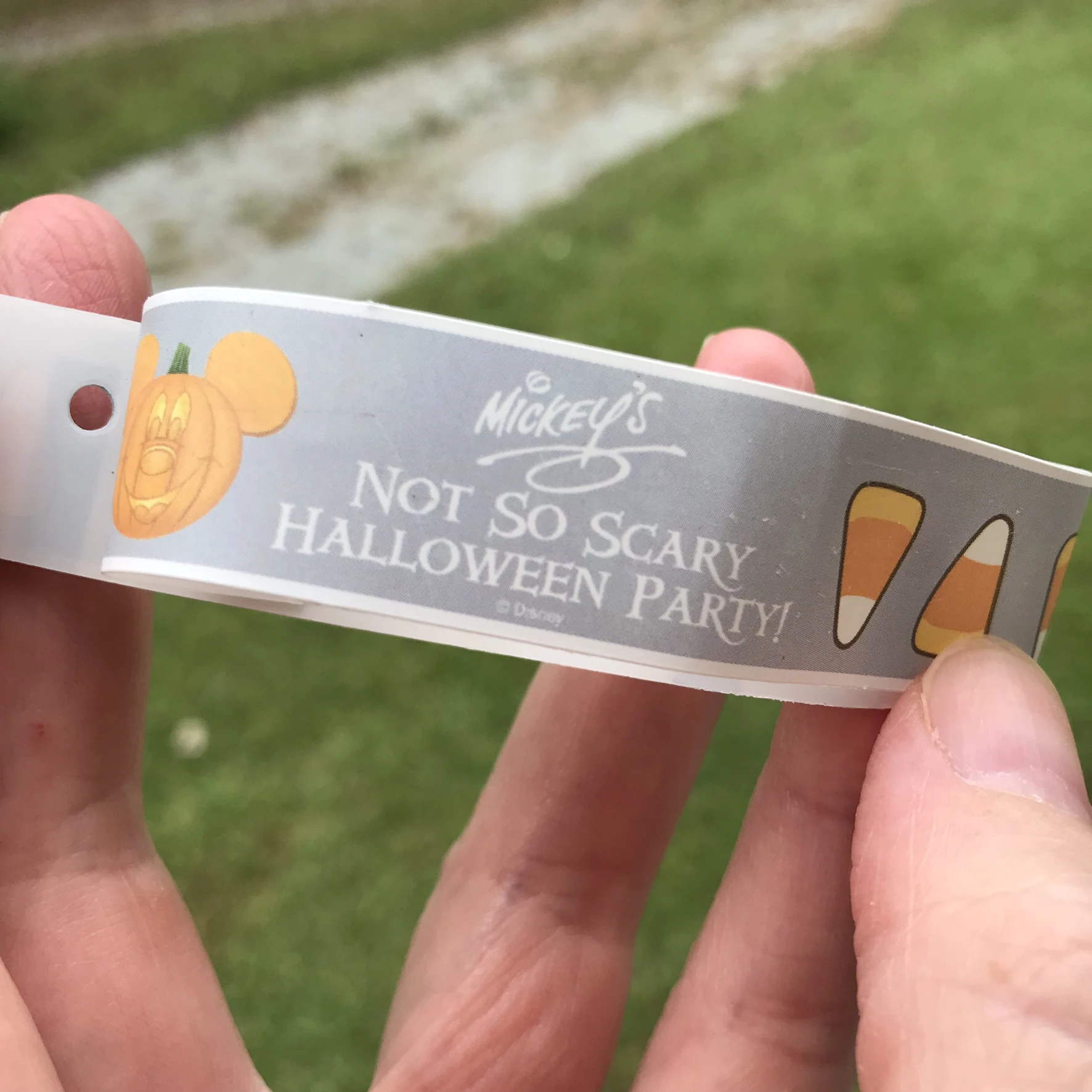mickey's not-so-scary halloween party bracelet