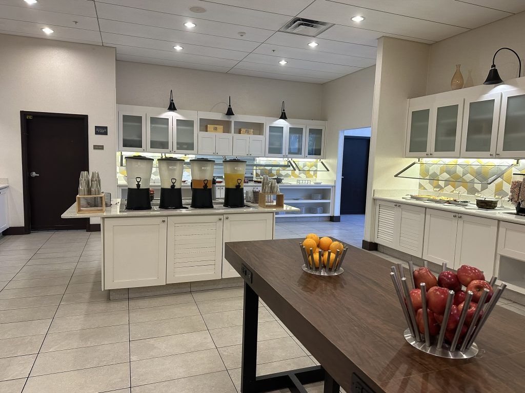 hyatt place LBV breakfast